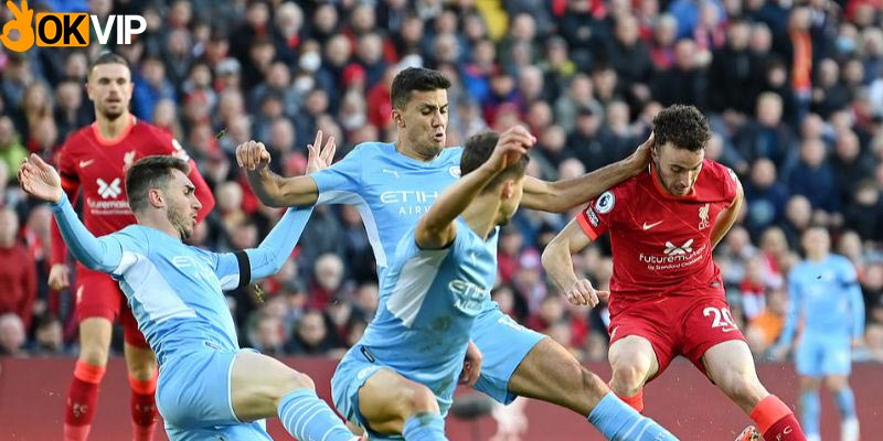 Man City và Liverpool hòa nhau trên sân Anfield