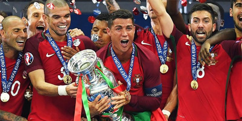 Ronaldo vô địch Euro 2016