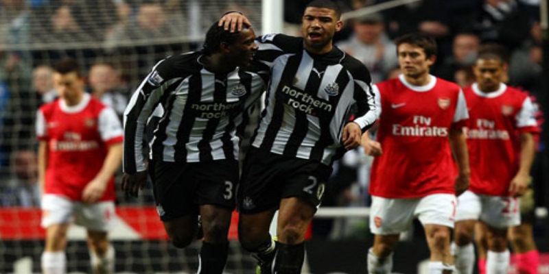 Trận ngược dòng khó tin của Newcastle trước Arsenal vòng 26 Premier League 2011