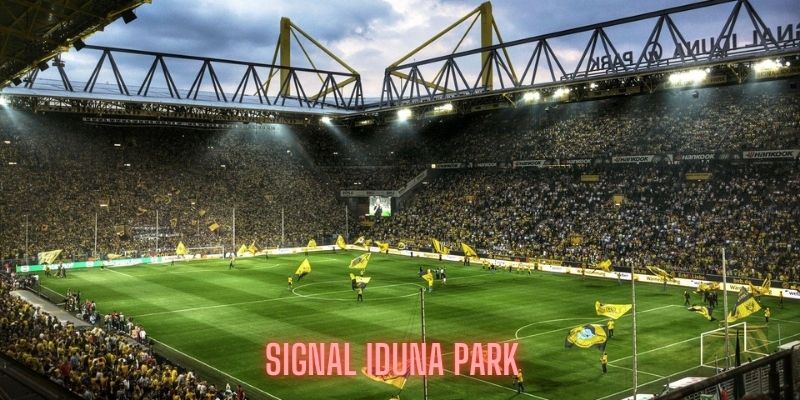 Sân Signal Iduna Park thuộc CLB chủ quản Borussia Dortmund